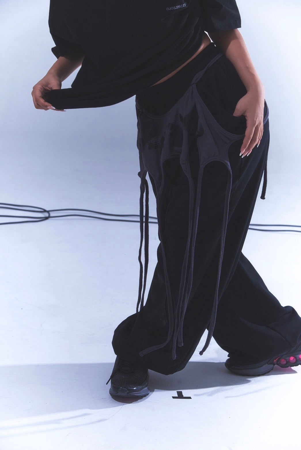 OJOS SPACE LOV3 PANTS